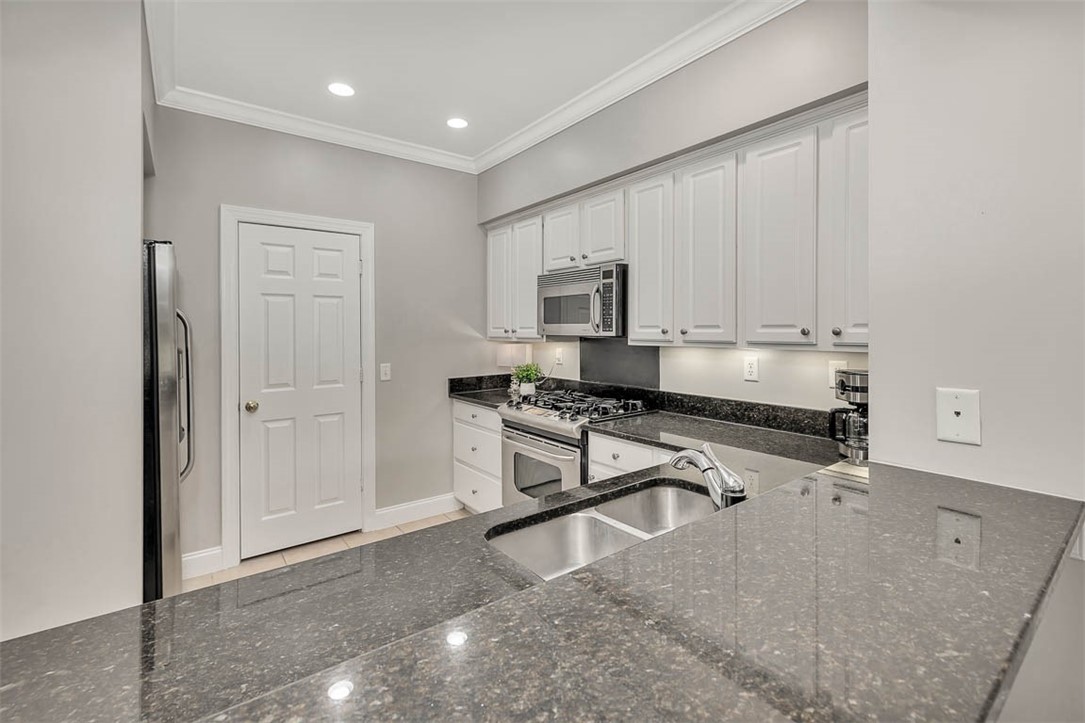 102 Limeburn Trail