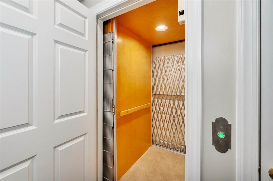 102 Limeburn Trail