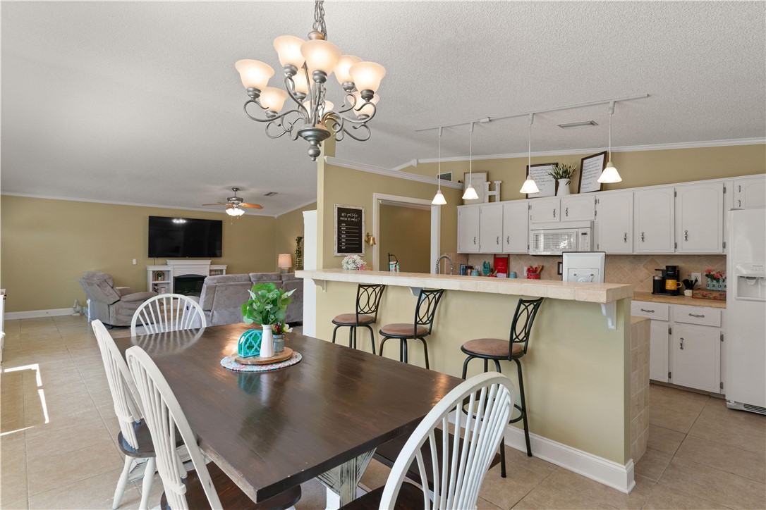 208 Paradise Marsh Circle