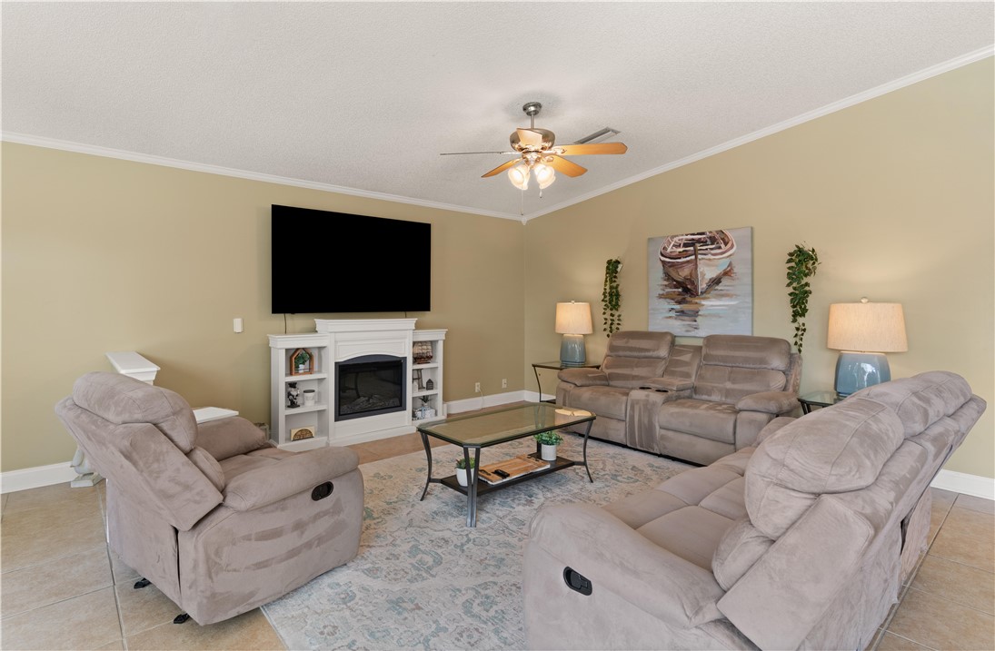 208 Paradise Marsh Circle
