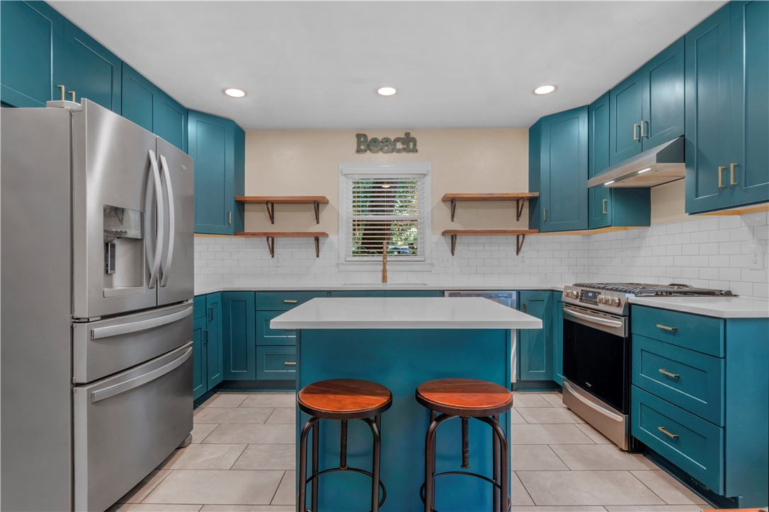 608 Sixth Ave