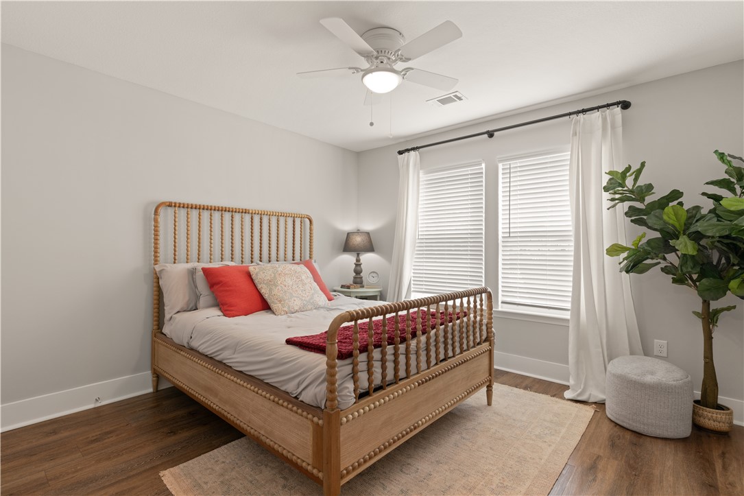 208 Bottlebrush Walk