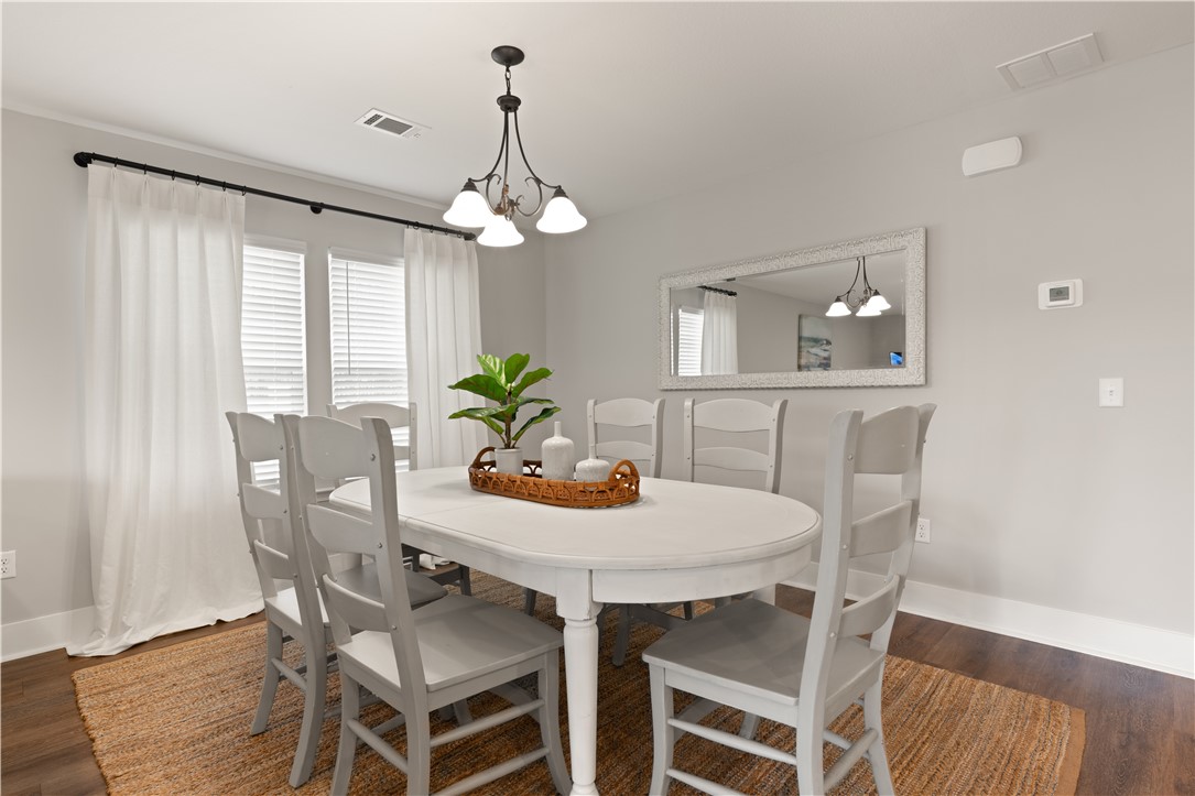208 Bottlebrush Walk