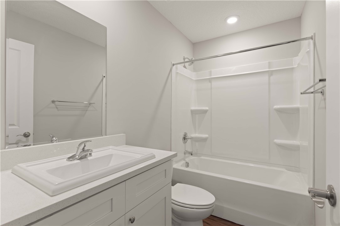 208 Bottlebrush Walk