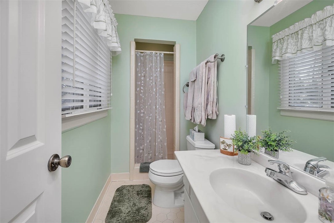 100 Whitefield Ave