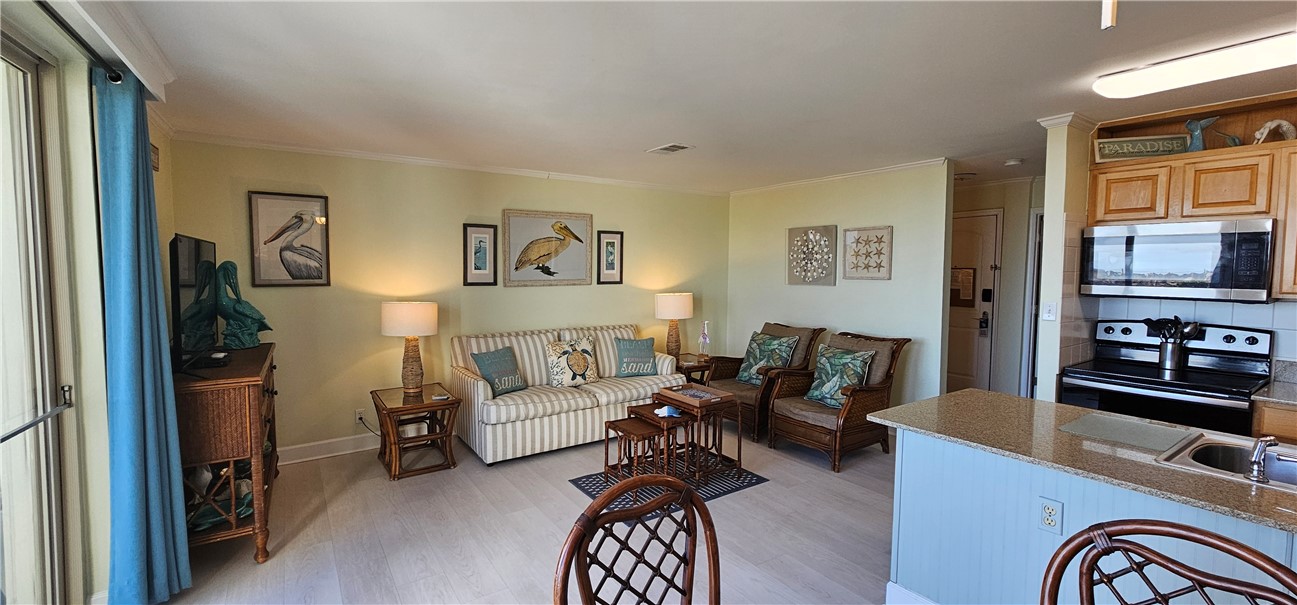 1175 N Beachview Drive 135