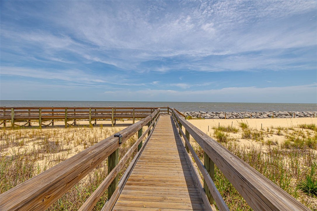 1175 N Beachview Drive 234