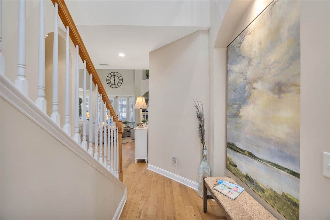 548 Fox Run Circle