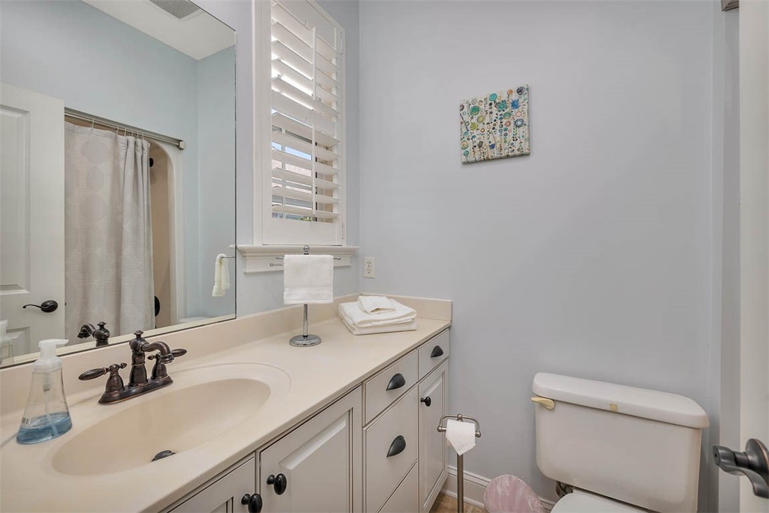 548 Fox Run Circle