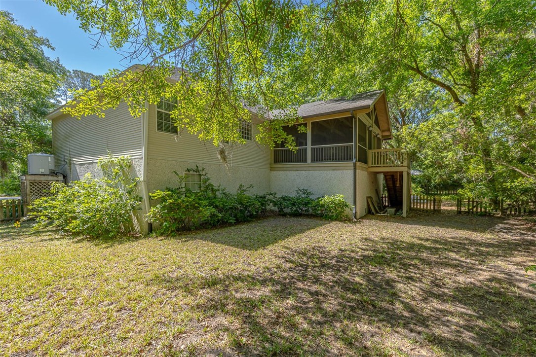 212 Stillwater Drive