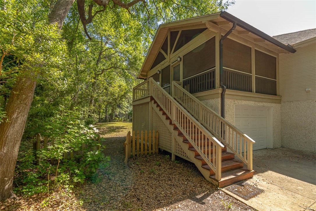 212 Stillwater Drive