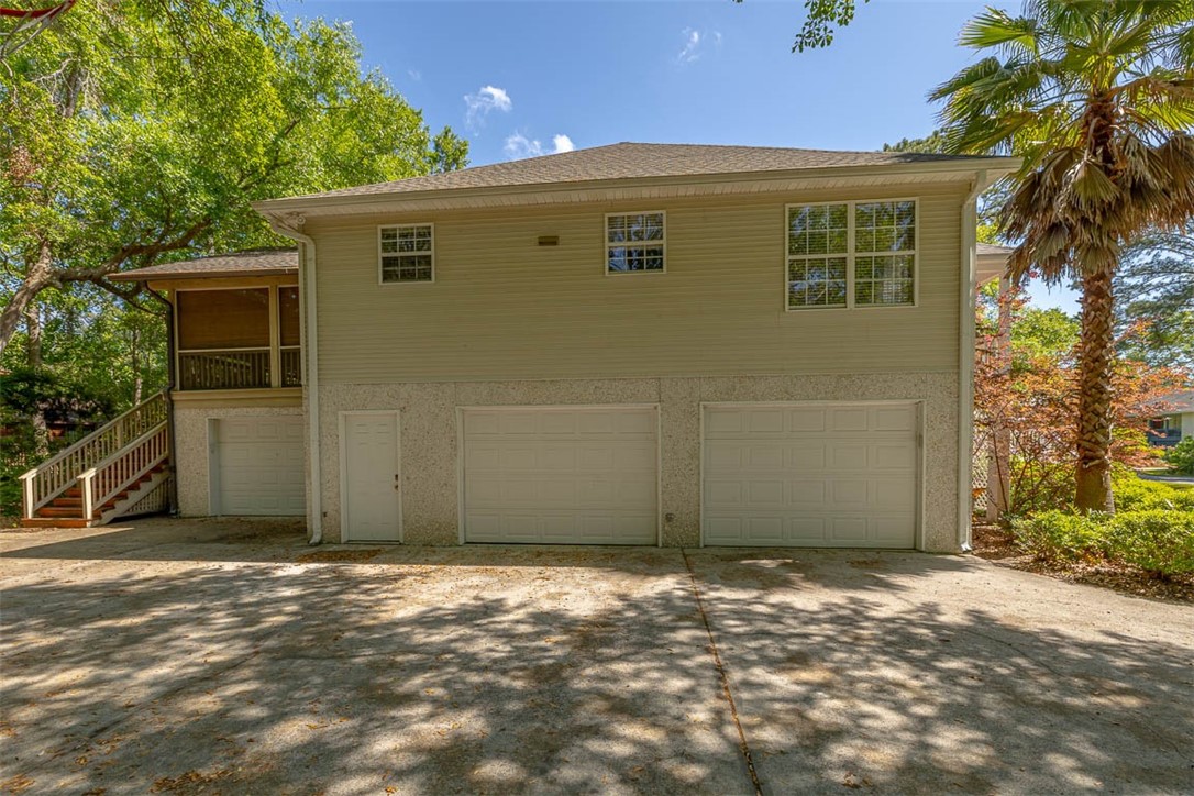 212 Stillwater Drive