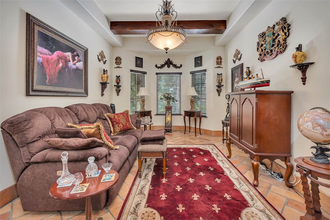 265 Harbor Pointe Drive