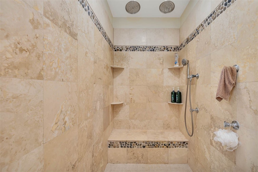 265 Harbor Pointe Drive