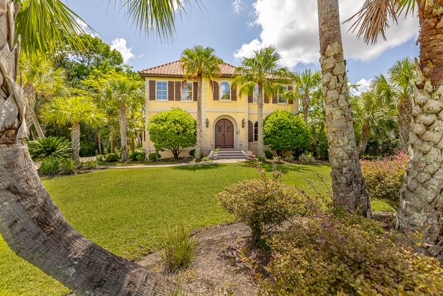 265 Harbor Pointe Drive