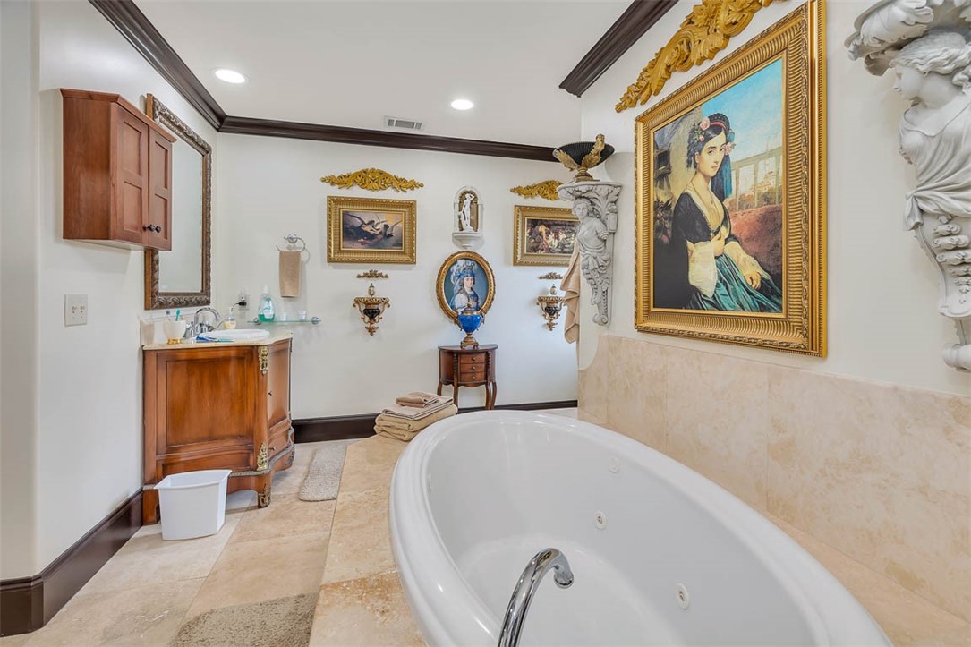 265 Harbor Pointe Drive