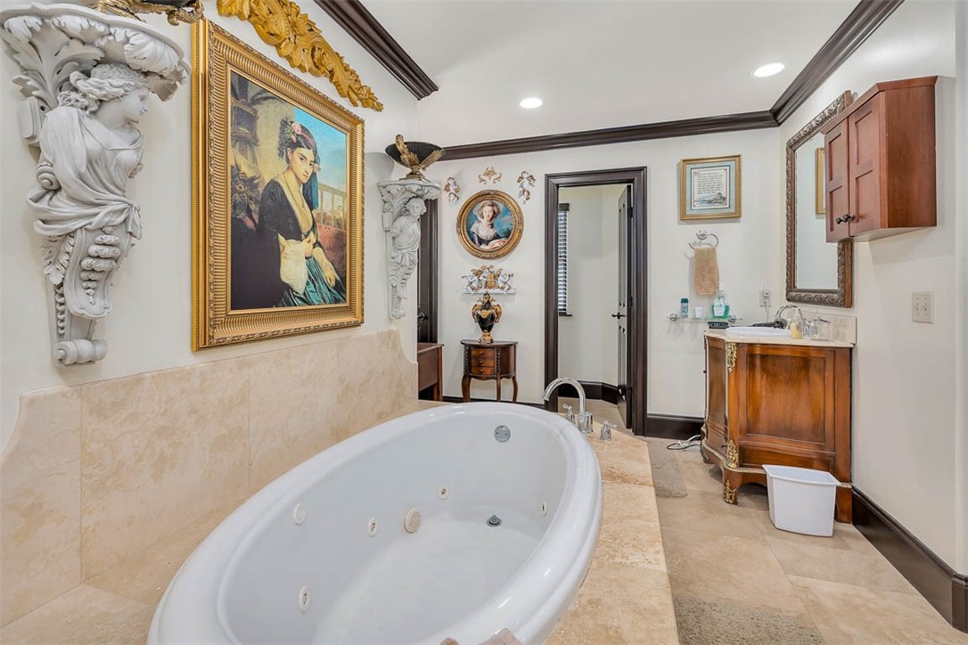 265 Harbor Pointe Drive