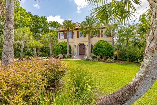 265 Harbor Pointe Drive