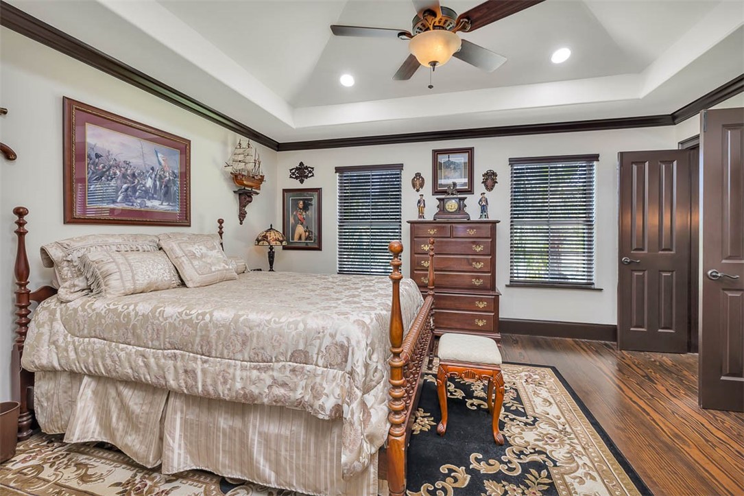 265 Harbor Pointe Drive