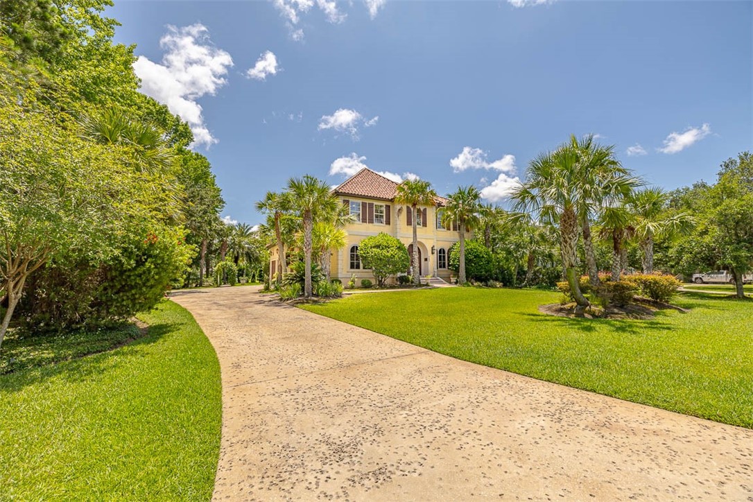 265 Harbor Pointe Drive