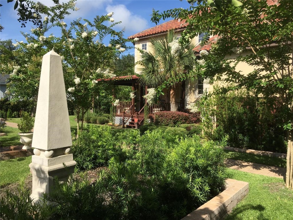 265 Harbor Pointe Drive