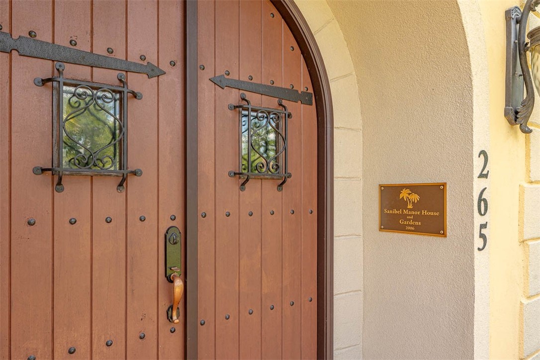 265 Harbor Pointe Drive