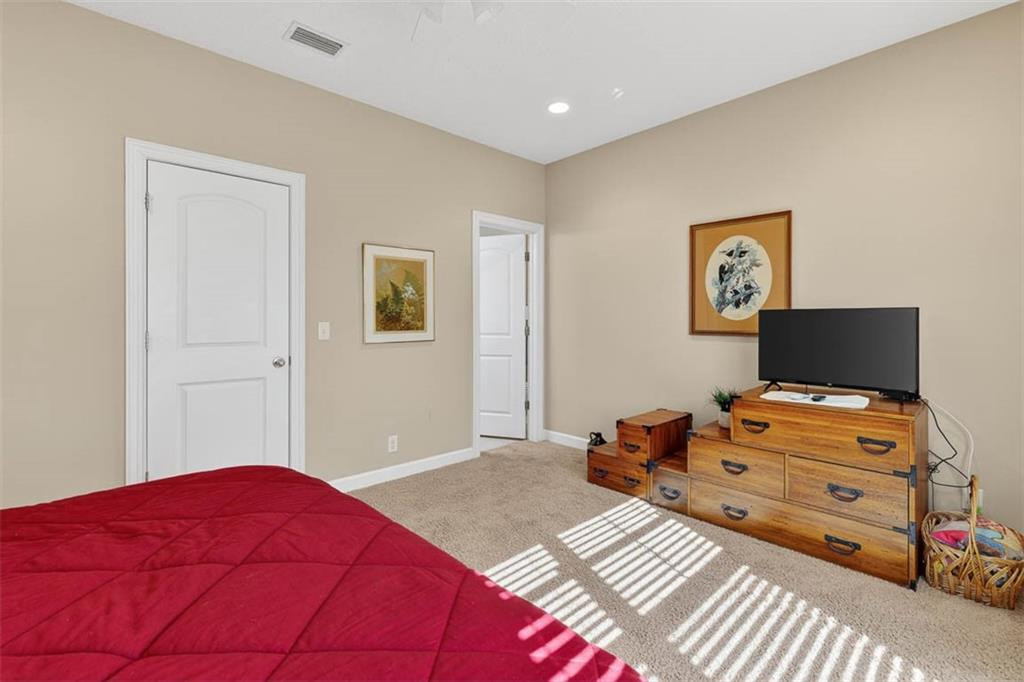 147 Sweetwater Blvd