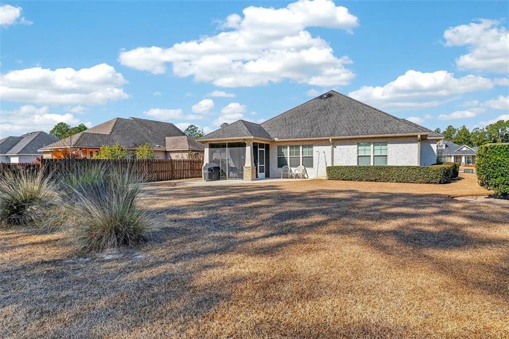 147 Sweetwater Blvd