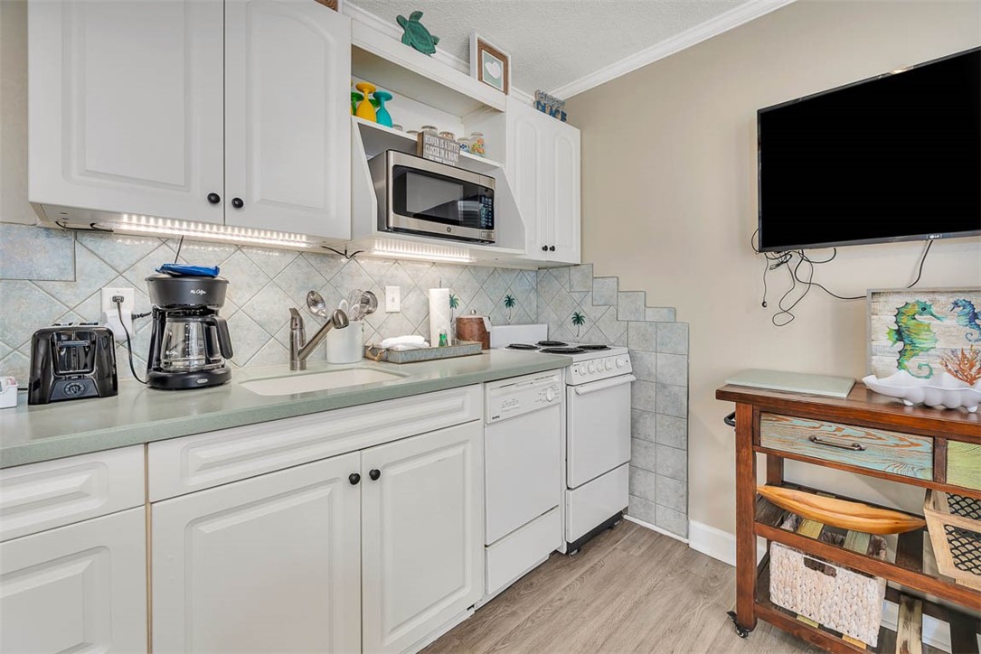 1175 N Beachview Drive 234