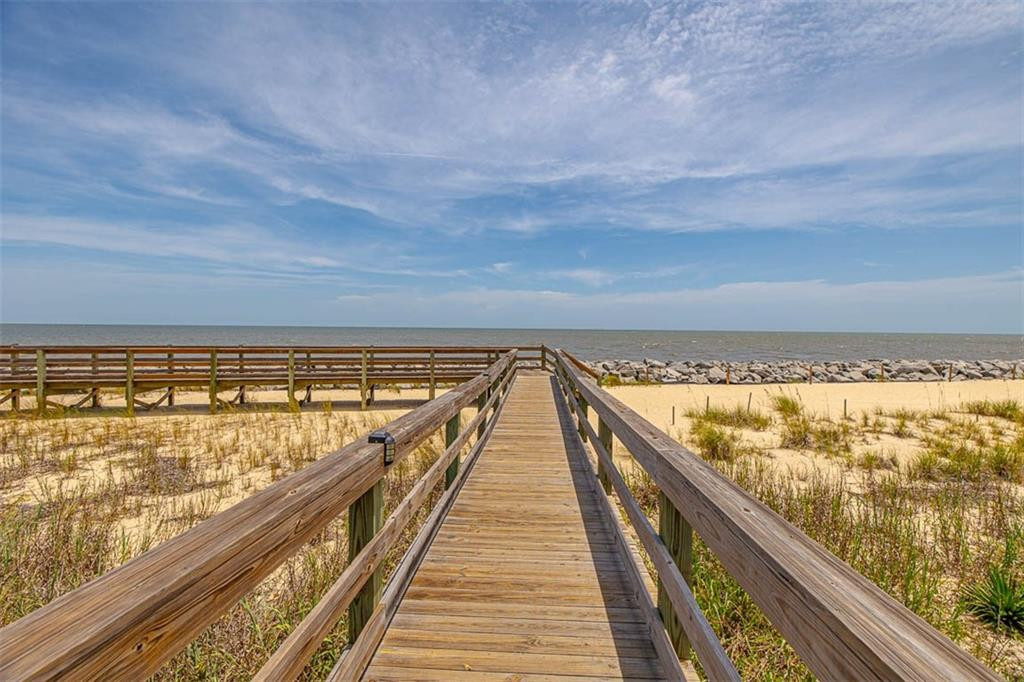 1175 N Beachview Drive 234