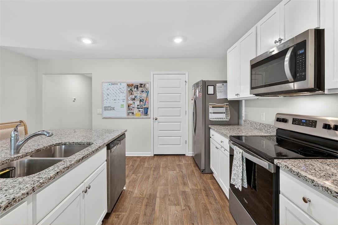 516 Autumns Wood Circle W