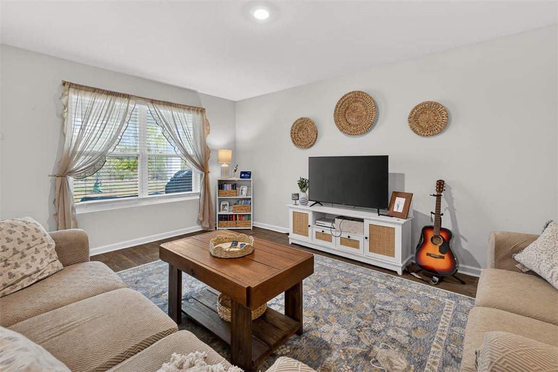 516 Autumns Wood Circle W