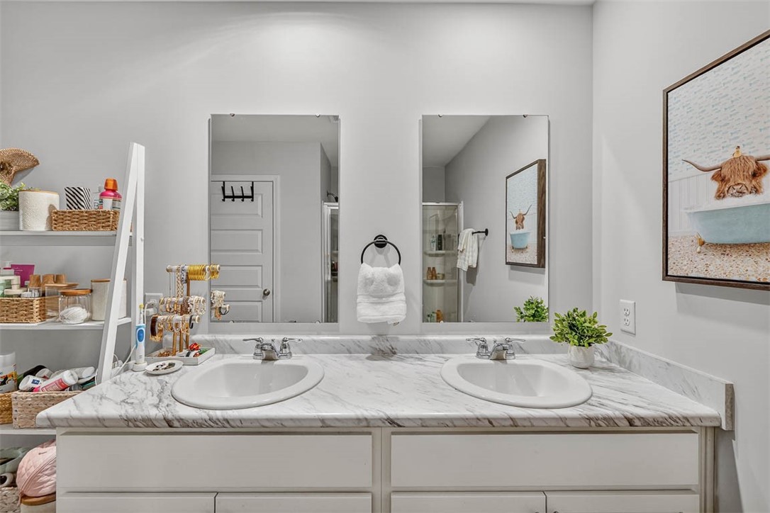 516 Autumns Wood Circle W