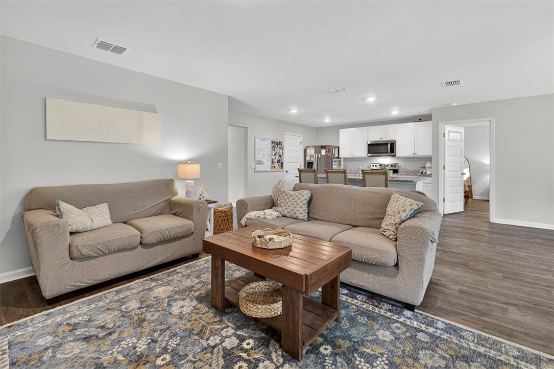 516 Autumns Wood Circle W