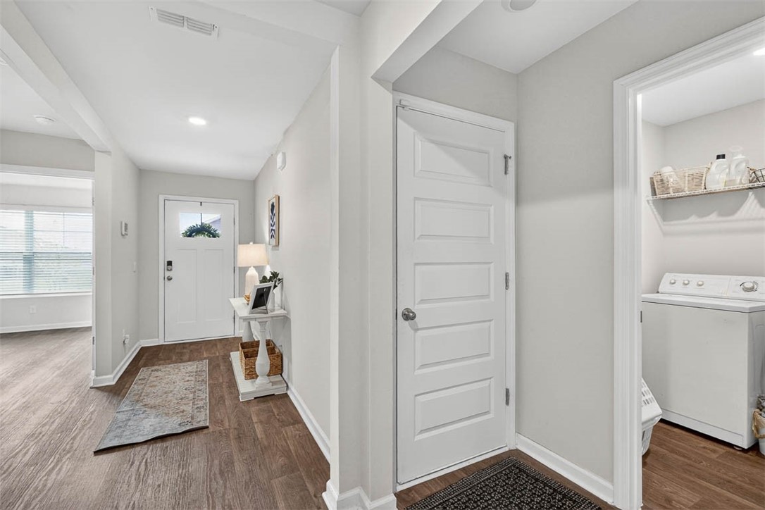 516 Autumns Wood Circle W