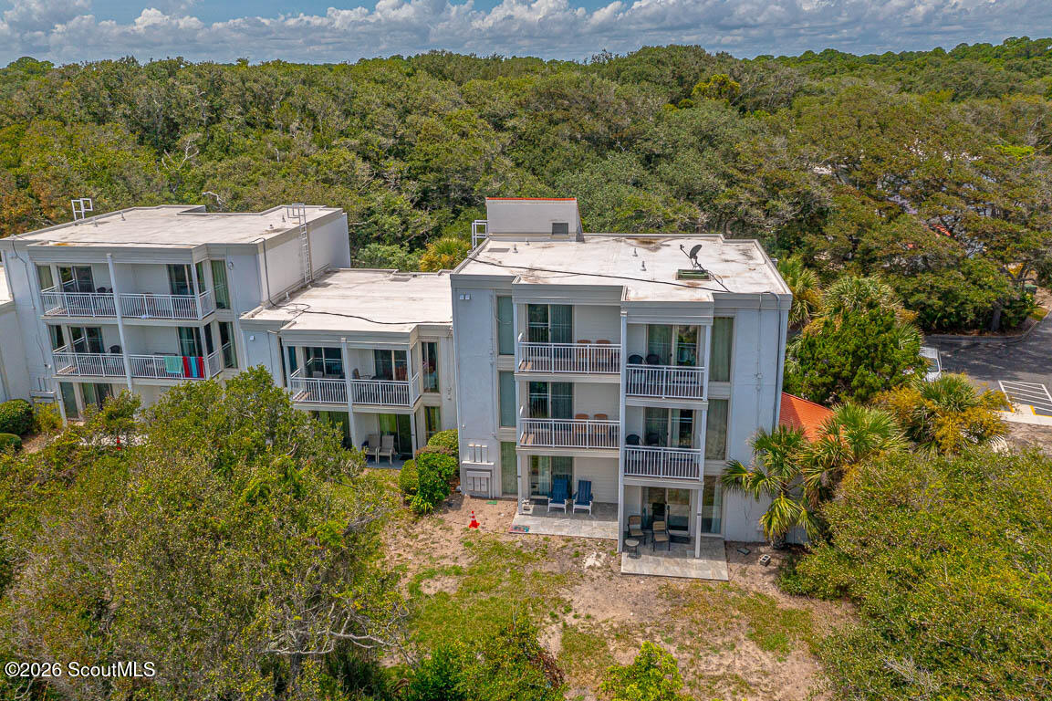 1175 N Beachview Drive, 378