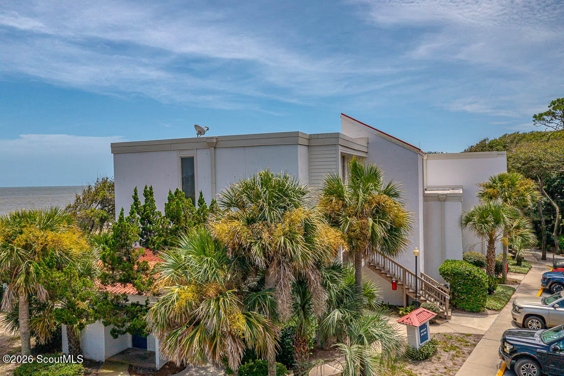 1175 N Beachview Drive, 378