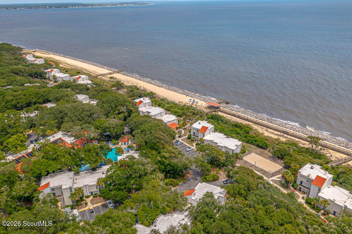 1175 N Beachview Drive, 378