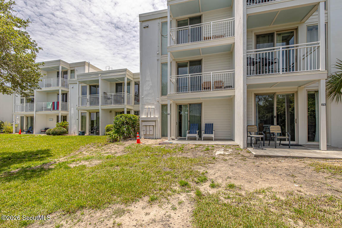 1175 N Beachview Drive, 378