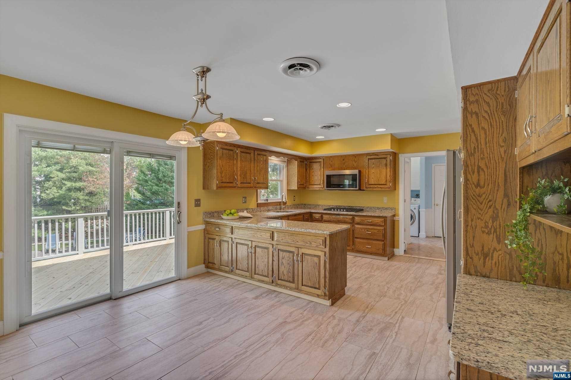 19 Thornhill Drive