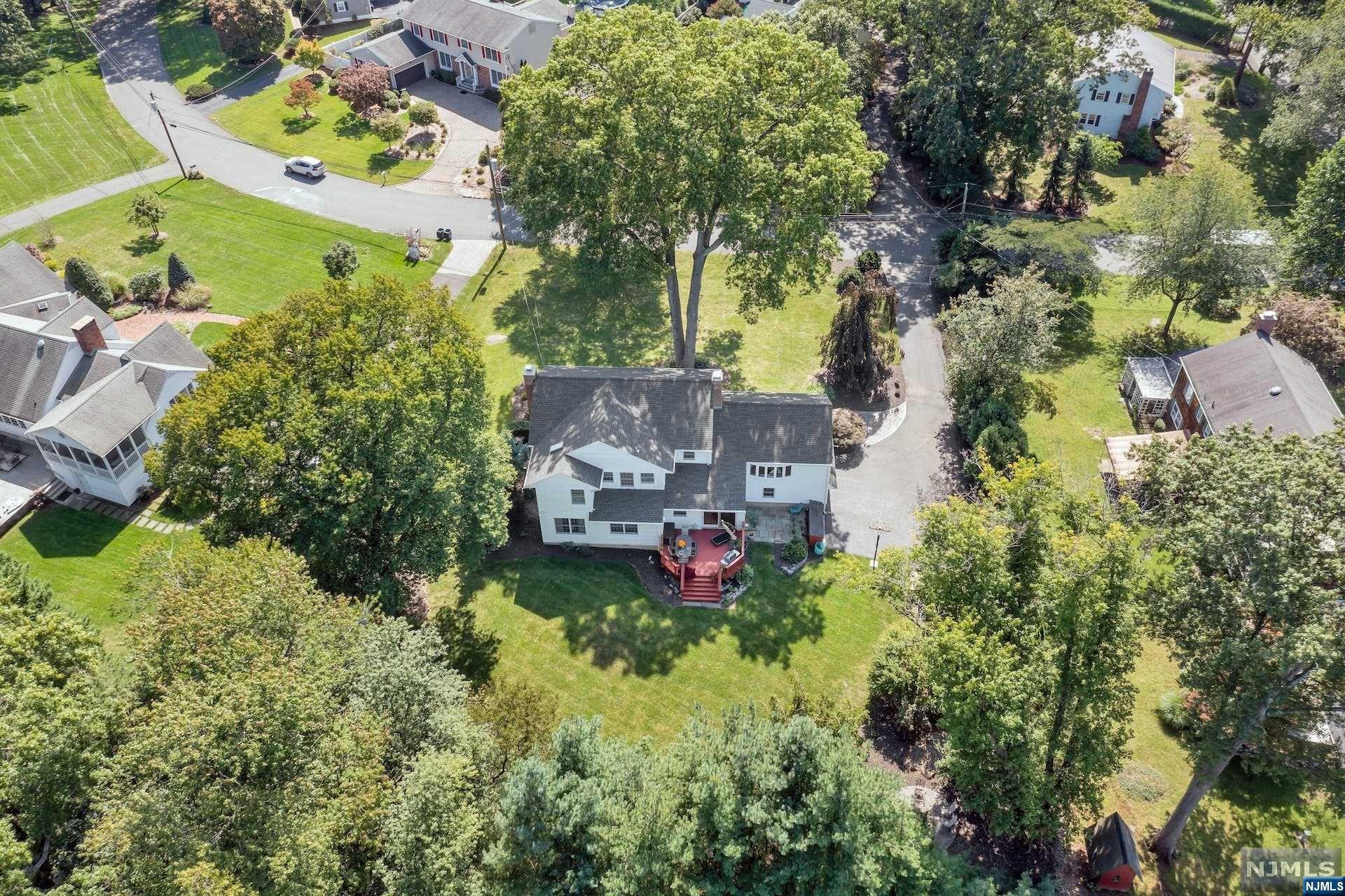 372 Carriage Lane