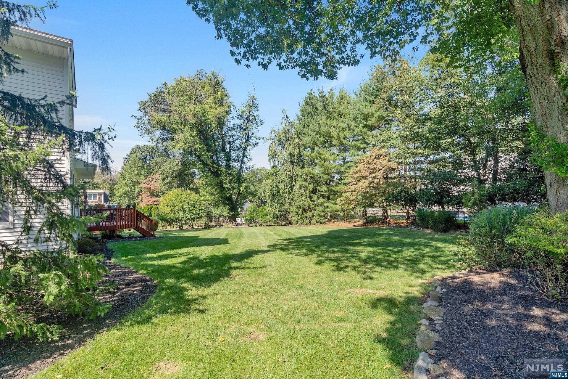 372 Carriage Lane