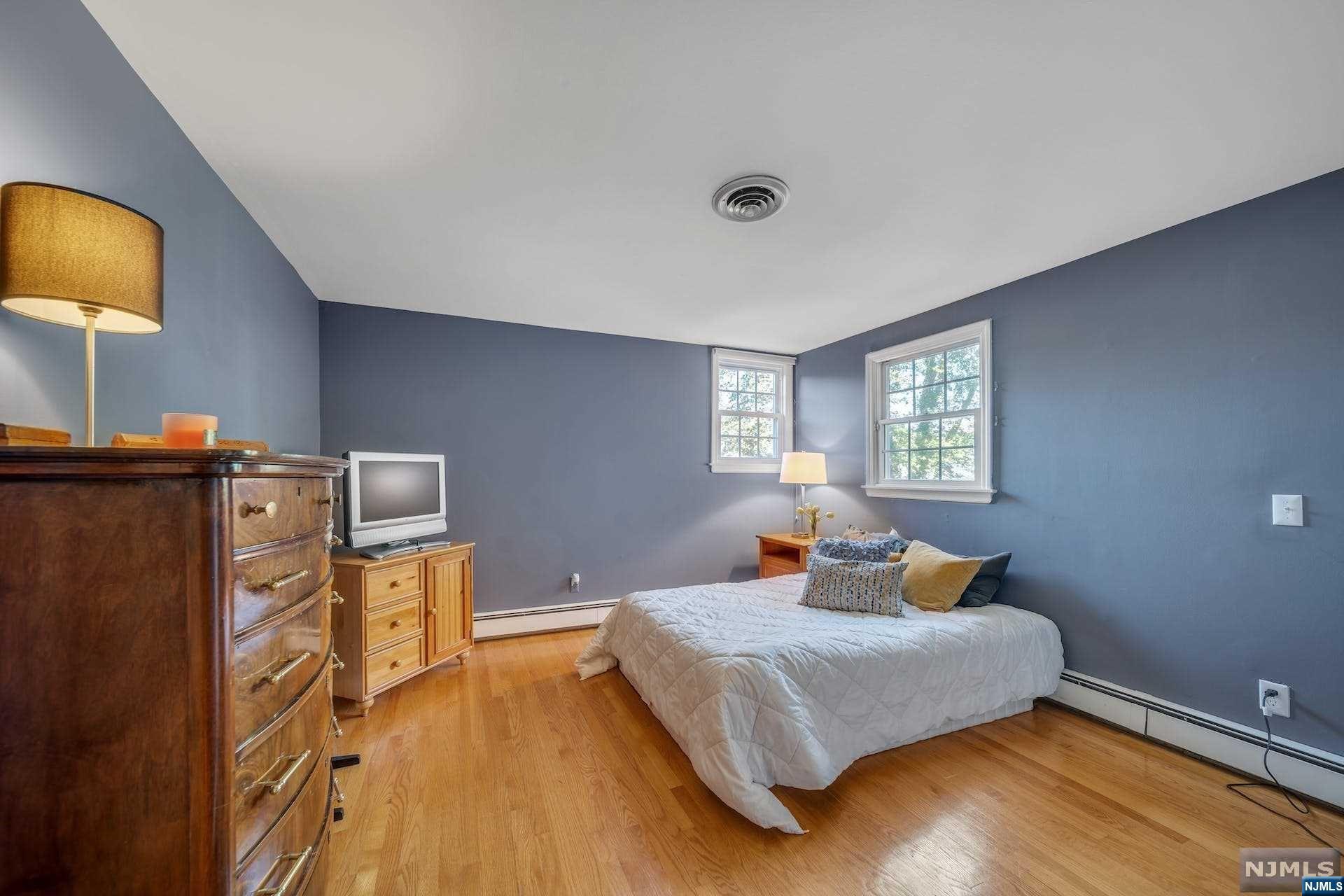 372 Carriage Lane
