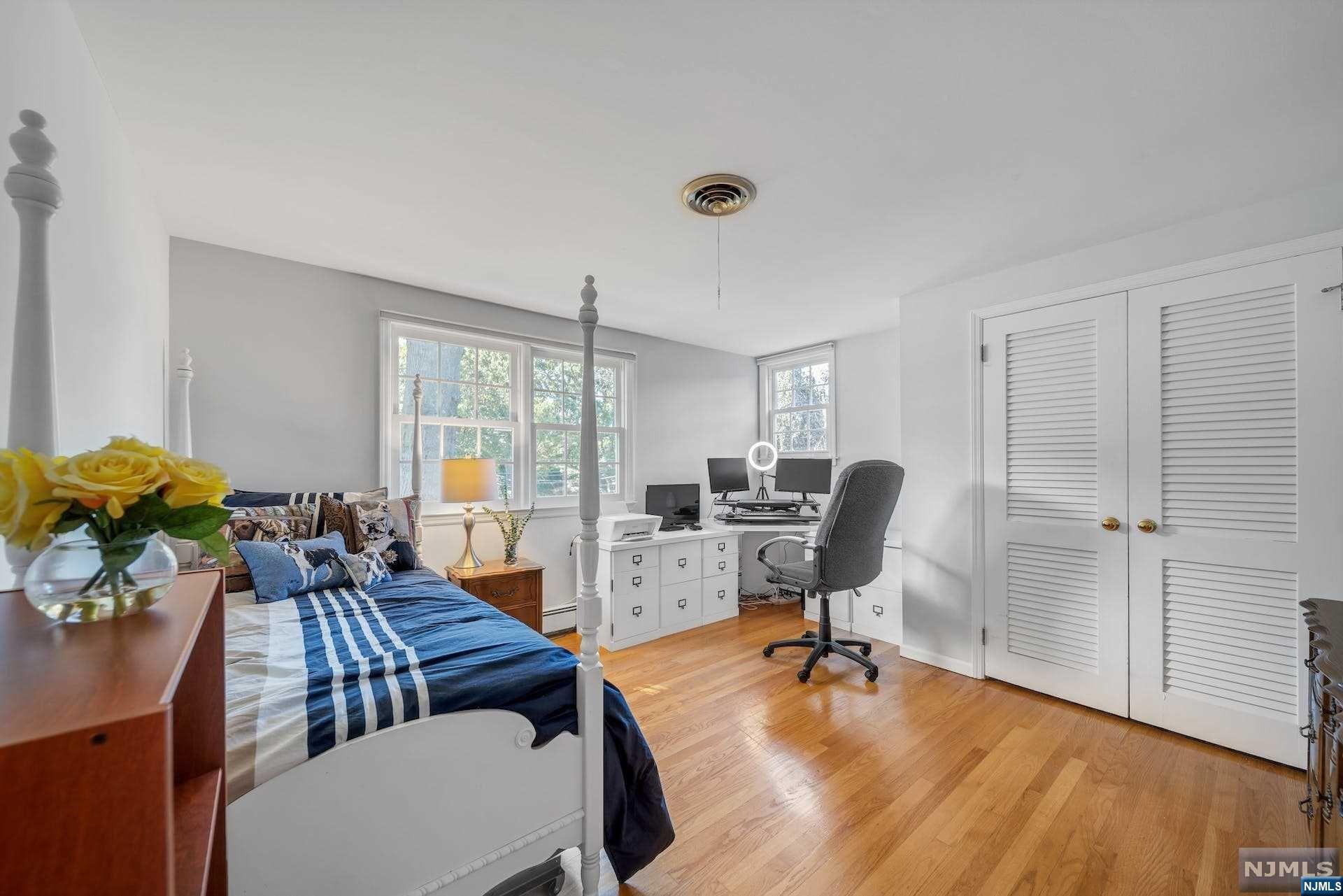 372 Carriage Lane