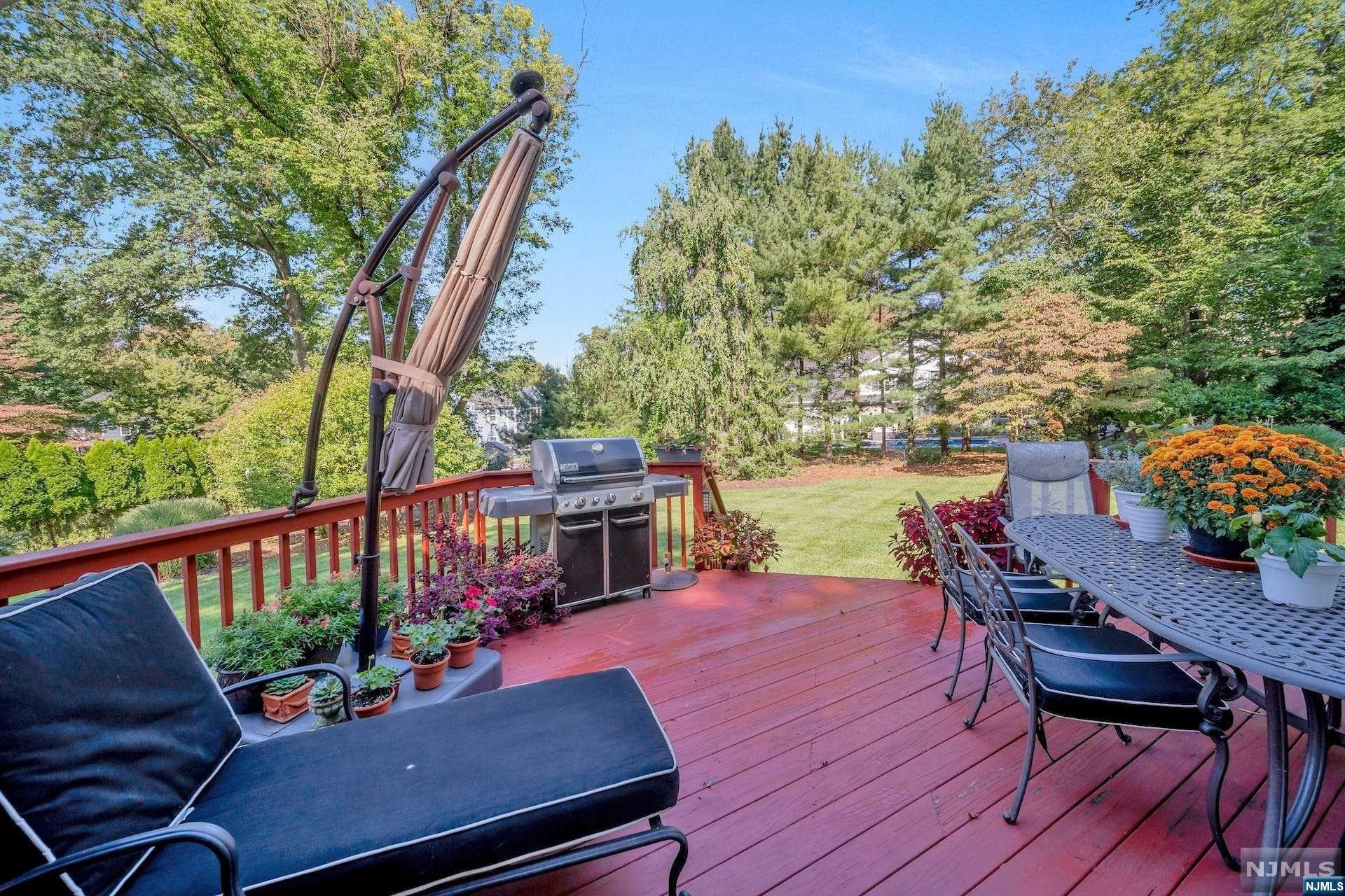372 Carriage Lane