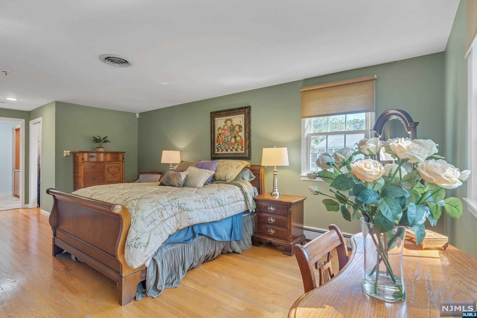372 Carriage Lane