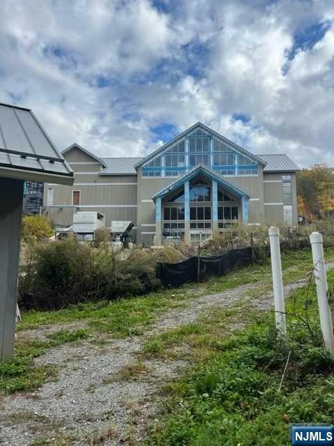 28 Hidden Valley Drive