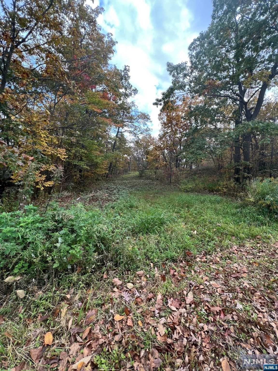 28 Hidden Valley Drive