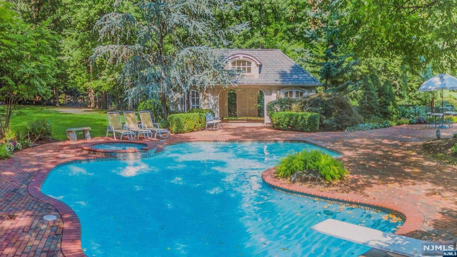 443 Hartung Drive