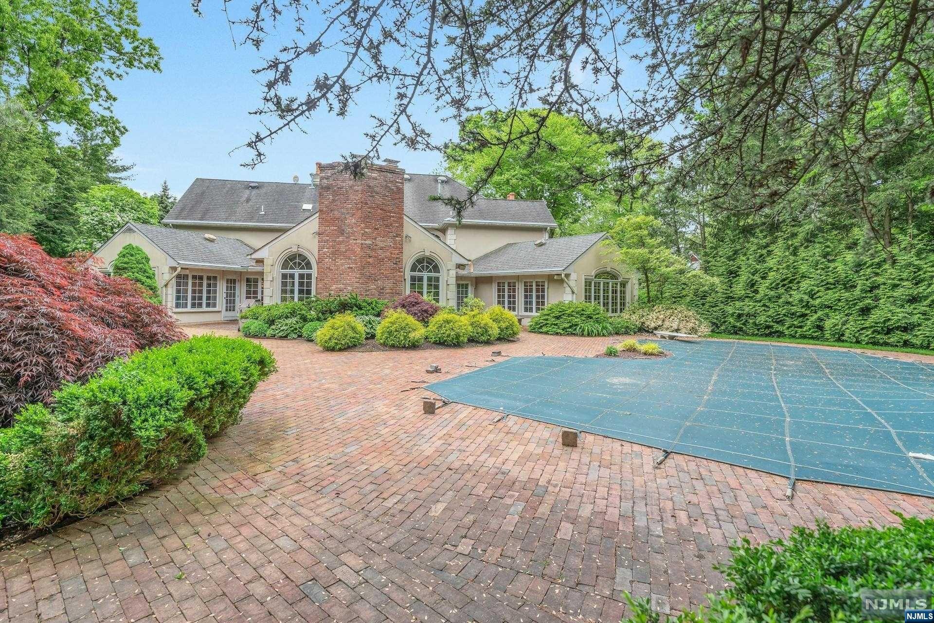 443 Hartung Drive